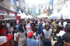 Pengunjung Padati Ennichisai...
