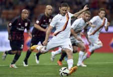 Gol Hiburan Totti Tak...