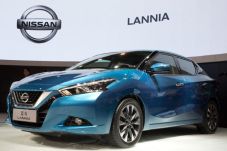 Nissan Lannia Rebut...