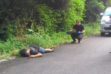 Dul Ditembak karena...