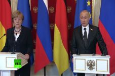Putin Sebut Penyelesaian...