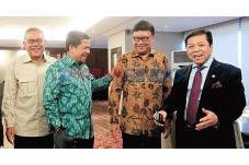 DPR Akan Konsultasi...