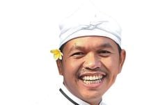 Ngulinkeun Bola (Memainkan...