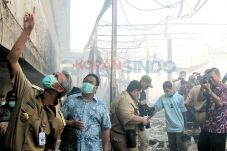 Pemerintah Pusat Turun...