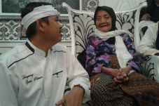 Nenek Asal Purwakarta...