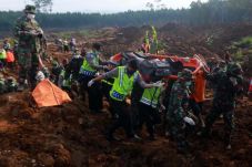 Korban Ketujuh Longsor...