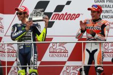 Marquez Diminta Robohkan...