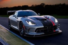 Dodge Buka Pesanan 2016...