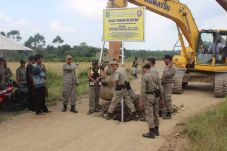 Satpol PP Tutup Tambang...