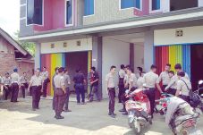 Utang Tak Dibayar, Ruko...