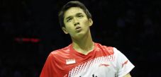 Jonatan Kalah, China...