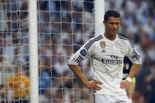 HOT NEWS: Cedera Lutut,...