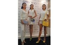 Sepatu Favorit Artis...