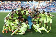 Barcelona, Dihukum FIFA...