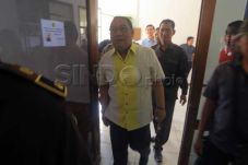Yance Minta Dibebaskan