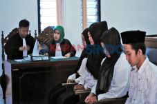 4 Penyiksa Didakwa Pasal...