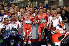Dicuekin Honda, Stoner...