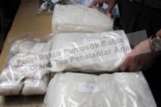 Polisi Bekuk Pemasok...
