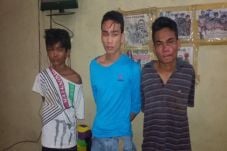 Bacok Tetangga Siswa...