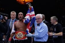DeGale Curi Gelar IBF...