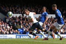 Ungguli Everton, Spurs...