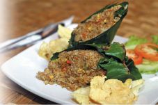Ragam Makanan dalam...