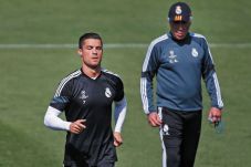 Referensi CR7
