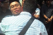 Jenazah Istri Yudi Latif...