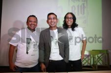 Rio Febrian Gelar Konser...