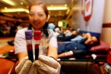 MNC-PMI Gelar MNC Love...