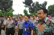 Sidak Beras Plastik,...