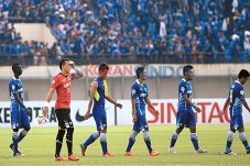 Kalah 0-2, Persib Bandung...