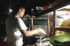Gerebek Saritem, Polisi...