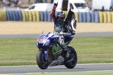Lorenzo Siap Pertahankan...