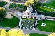 Rumah Michael Jackson,...