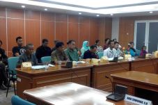 Bertemu Legislatif &...