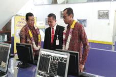 Pasar Modal Masih Didominasi...