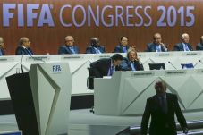 Soal Tuan Rumah Piala...