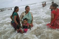 2.000 Warga India Tewas...