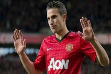 Juventus Lirik Van Persie...