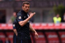 Inter Pulangkan Podolski...