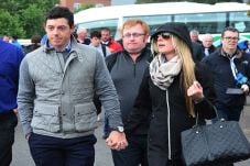 McIlroy Kepergok Gandeng...