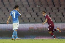 Dibantai Lazio, Kado...