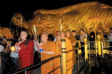 Umat Buddha Kecam Kekerasan...