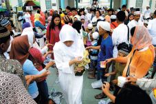 Jelang Puasa, Pengemis...
