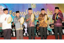 Wali Kota Buka Festival...