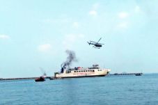 Kapal Motor Terbakar...