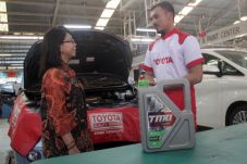 Toyota Motor Oil Berubah...