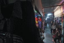 Lapak Darurat Jalan...