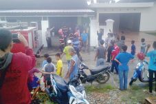 Sehari, Dua Rumah Warga...